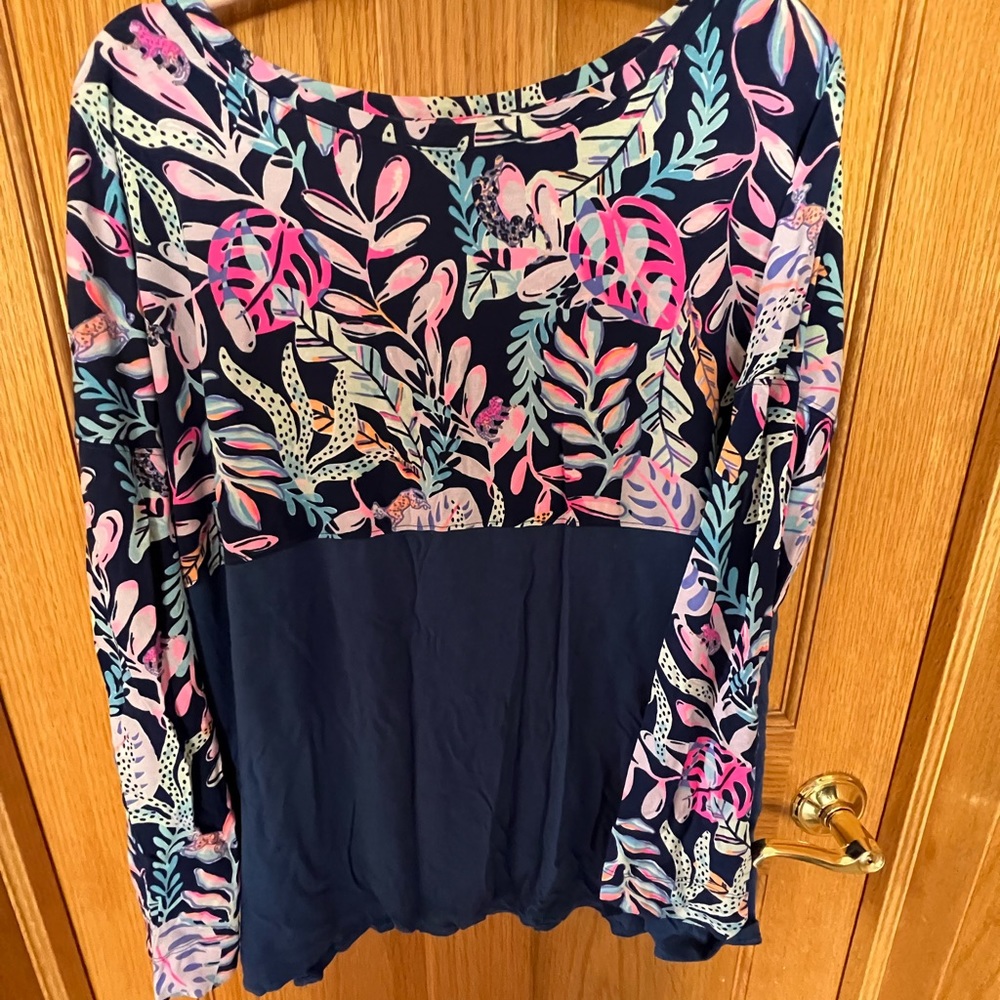 Lilly Pulitzer Luxletic Finn Top XL Oyster Bay Navy you’ve been spotted